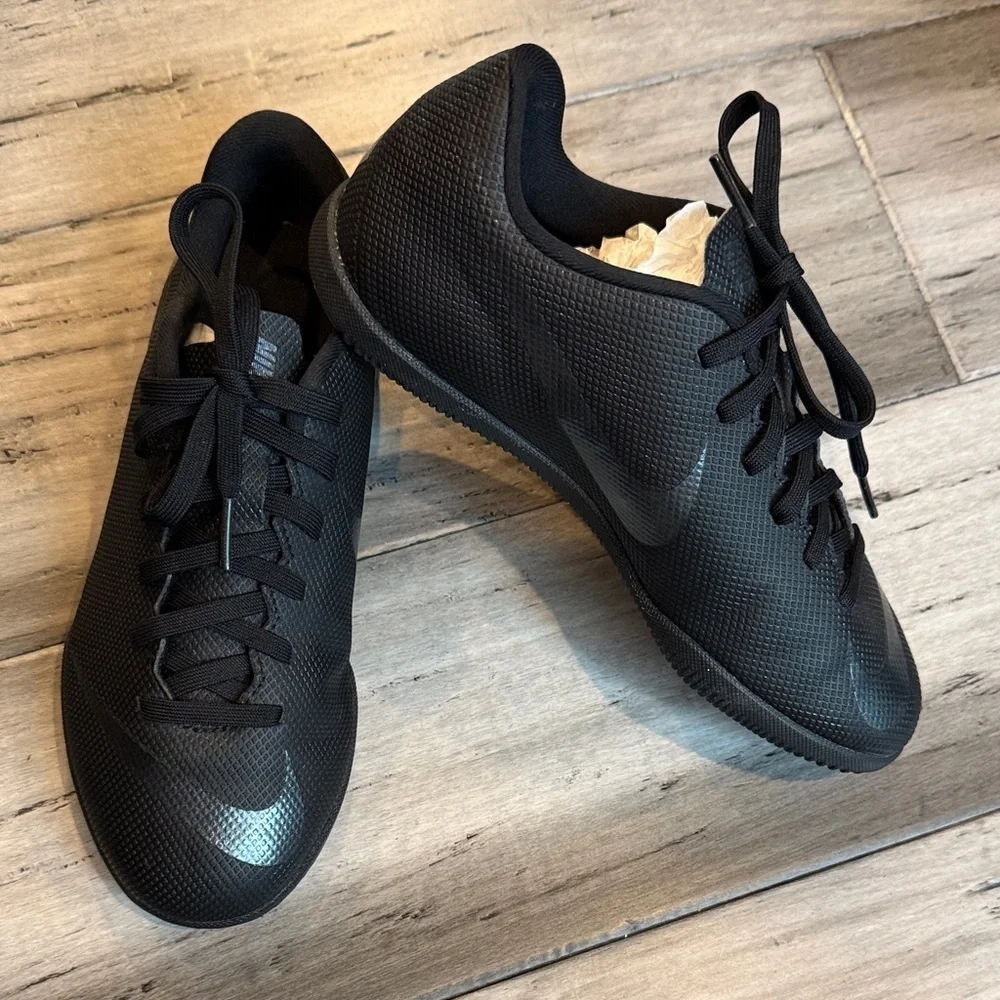 Nike Black Athletic Shoes